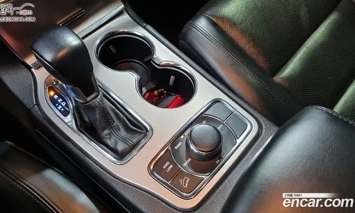 Jeep Cherokee 2021 3.6 гидро в Москве № 896674, фото 14