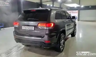 Jeep Cherokee 2021 3.6 гидро в Москве № 896674, миниатюра 2