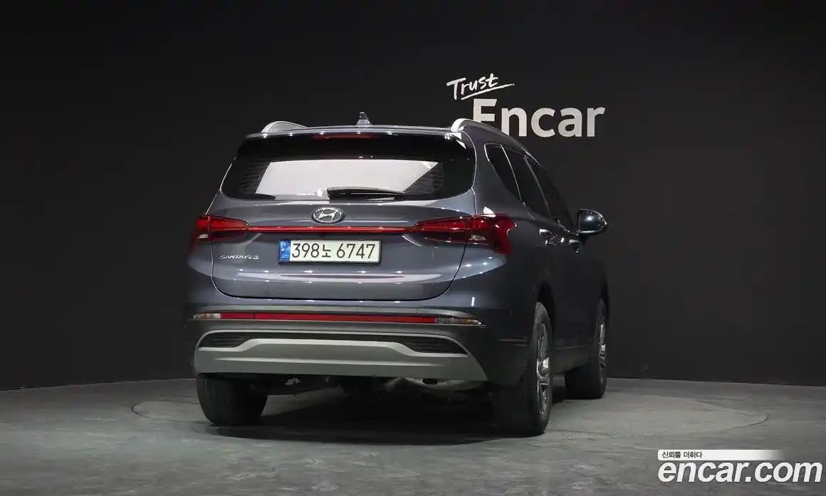 Hyundai Santa Fe 2021 2.2 Автомат в Москве № 927581, фото 3