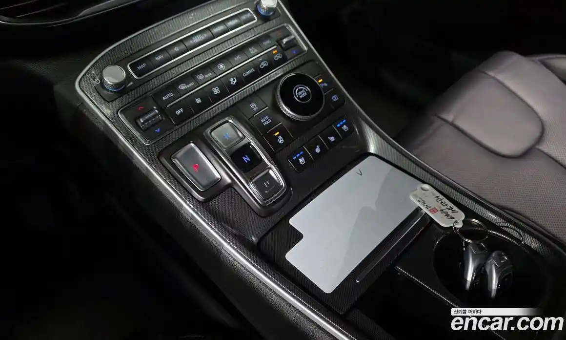 Hyundai Santa Fe 2021 2.2 Автомат в Москве № 927581, фото 8