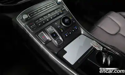 Hyundai Santa Fe 2021 2.2 Автомат в Москве № 927581, миниатюра 8