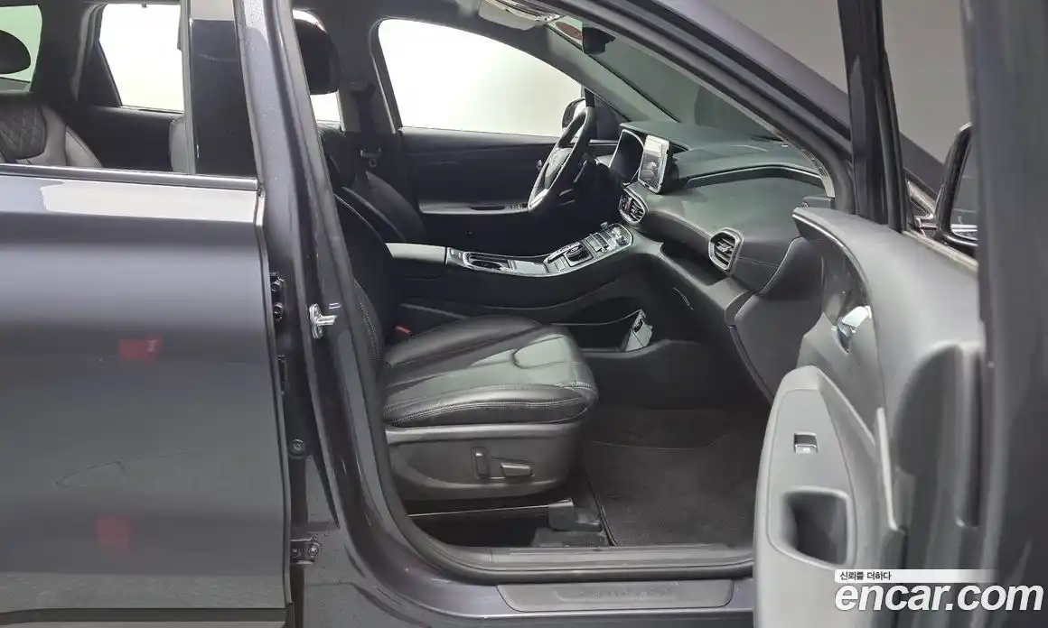 Hyundai Santa Fe 2021 2.2 Автомат в Москве № 927581, фото 10