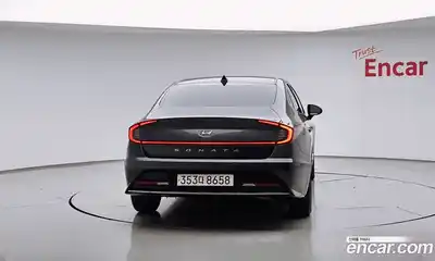 Hyundai Sonata 2022 2.0 Автомат в Москве № 927910, миниатюра 4