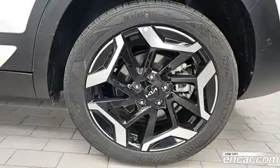 Kia Seltos 2025 1.6 гидро в Москве № 928441, миниатюра 5