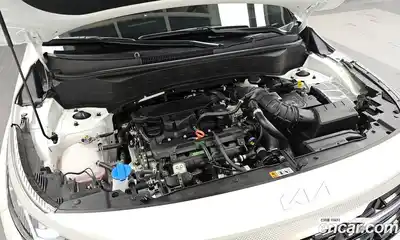 Kia Seltos 2025 1.6 гидро в Москве № 928441, миниатюра 6