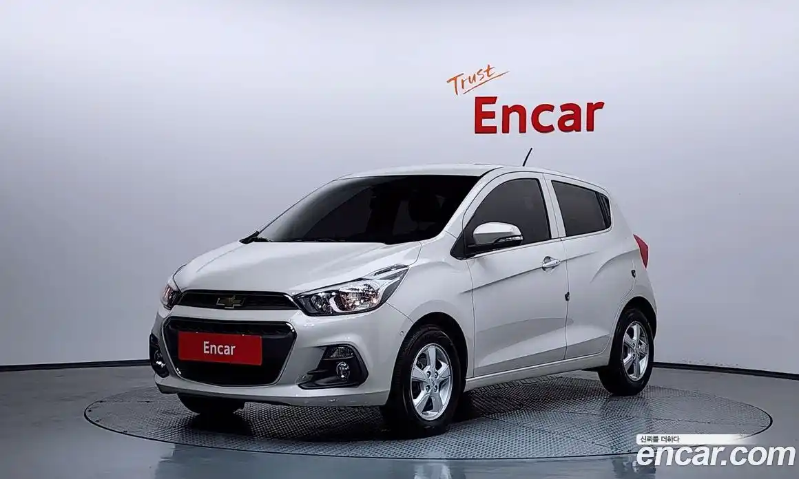 Chevrolet Spark 2018 1.0 Автомат в Москве № 934604, фото 1