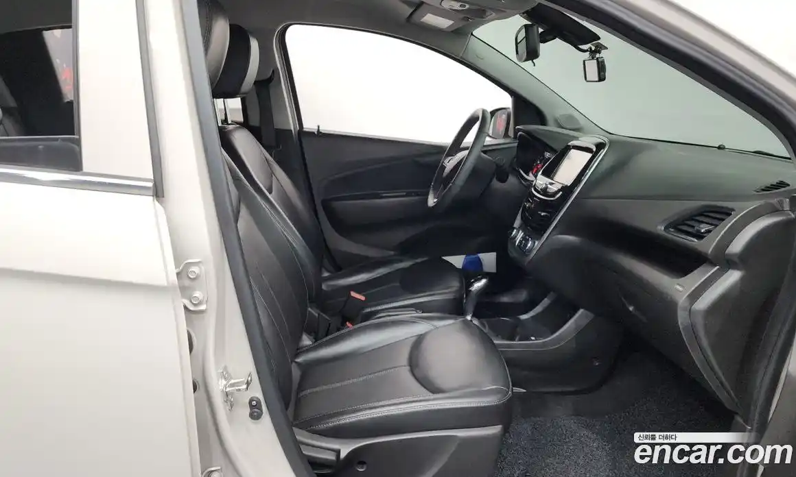 Chevrolet Spark 2018 1.0 Автомат в Москве № 934604, фото 11