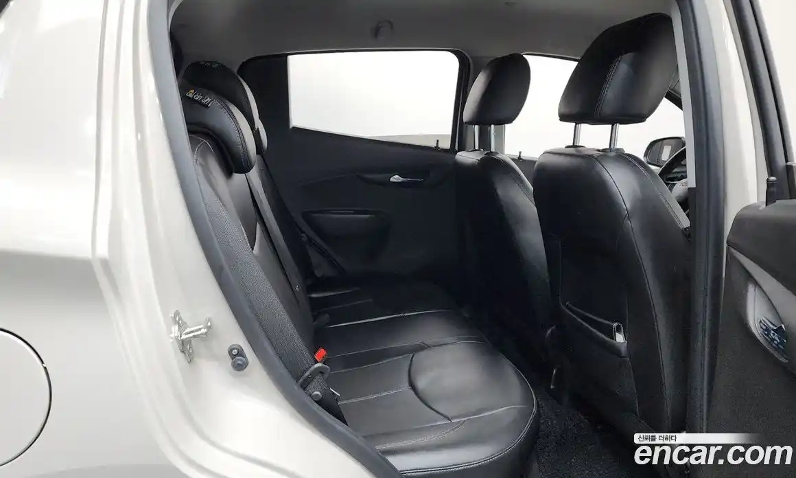 Chevrolet Spark 2018 1.0 Автомат в Москве № 934604, фото 12