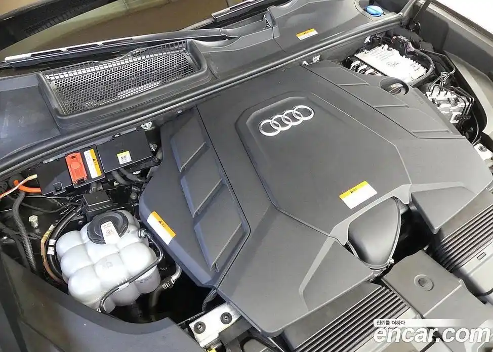 Audi Q8 2023 3.0 гидро в Москве № 971182, фото 6