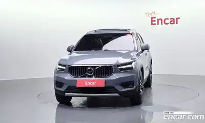 Volvo XC40 2022 2.0 гидро в Москве № 972336, миниатюра 3