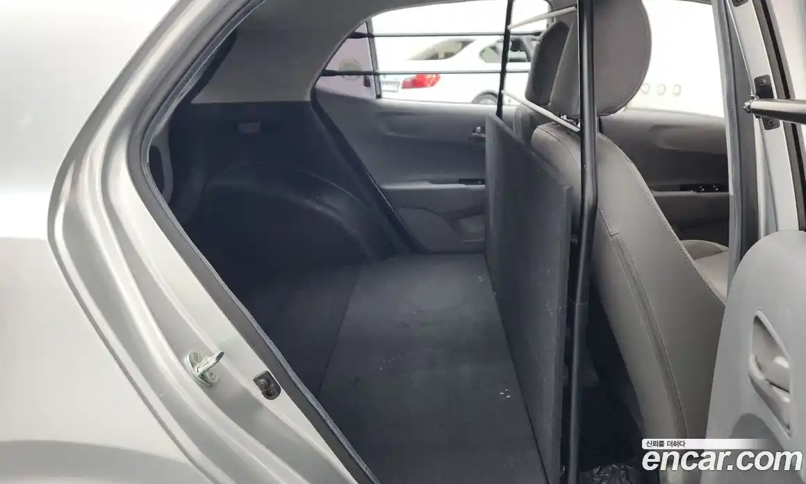 Kia Morning 2020 1.0 Автомат в Москве № 972824, фото 12