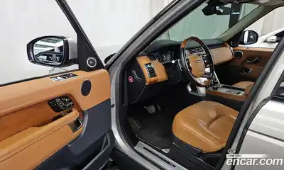 Land Rover Range-Rover 2021 5.0 гидро в Москве № 975701, миниатюра 10