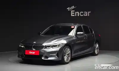 BMW 3-Series, 2022