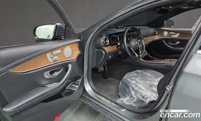 Mercedes-Benz E-Class 2021 2.0 гидро в Москве № 1006455, миниатюра 10