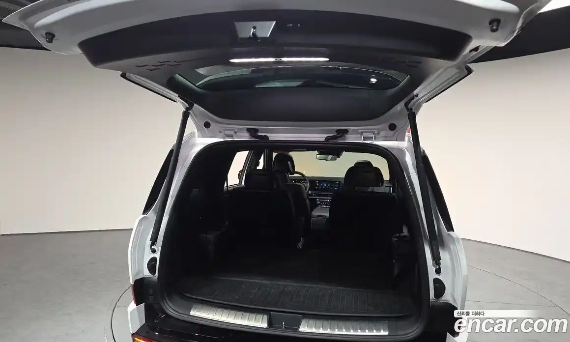 Hyundai Santa Fe 2024 1.6 Автомат в Москве № 1007233, фото 19