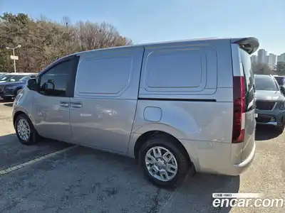 Hyundai Staria 2024 2.2 Автомат в Москве № 1008243, миниатюра 4