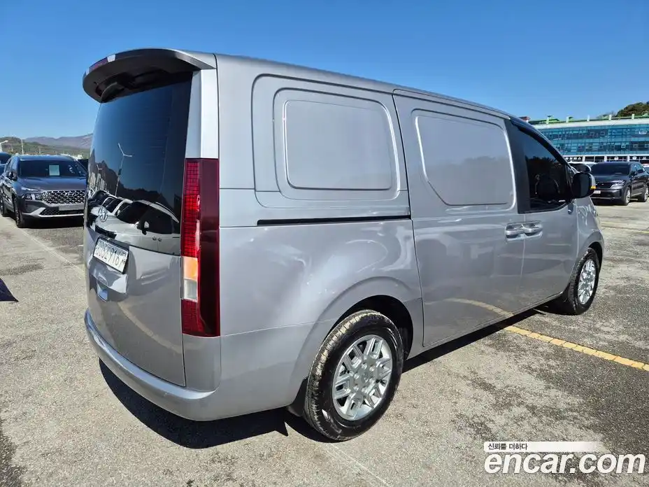 Hyundai Staria 2024 2.2 Автомат в Москве № 1008243, фото 6