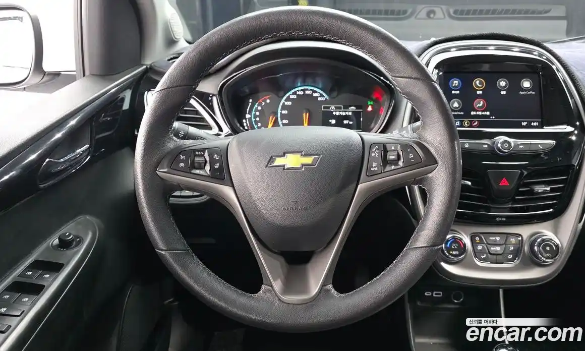 Chevrolet Spark 2022 1.0 Автомат в Москве № 1011870, фото 13