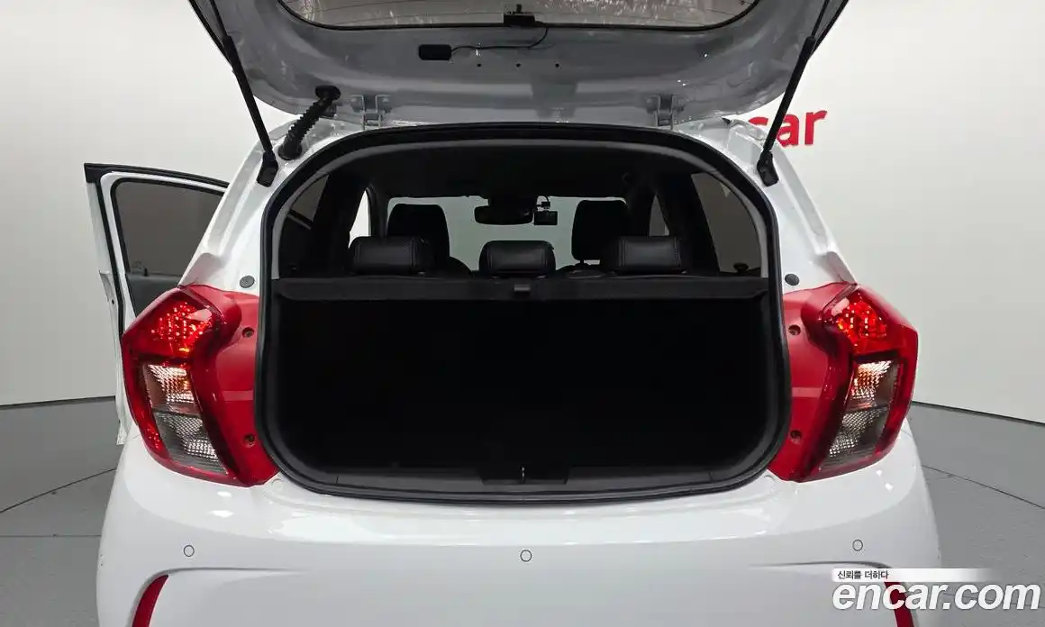 Chevrolet Spark 2022 1.0 Автомат в Москве № 1011870, фото 20