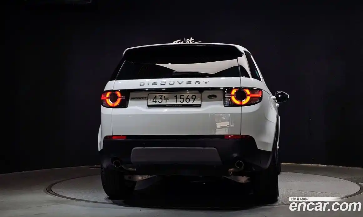 Land Rover Discovery Sport 2019 2.0 гидро в Москве № 1012722, фото 4