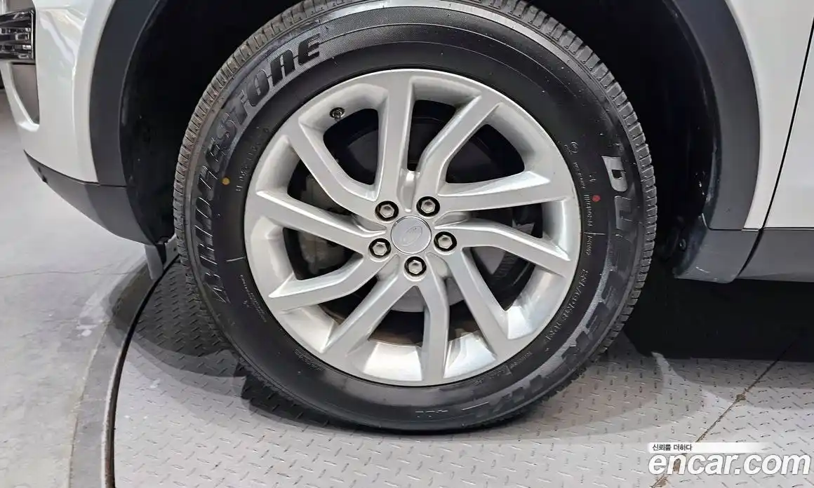 Land Rover Discovery Sport 2019 2.0 гидро в Москве № 1012722, фото 5
