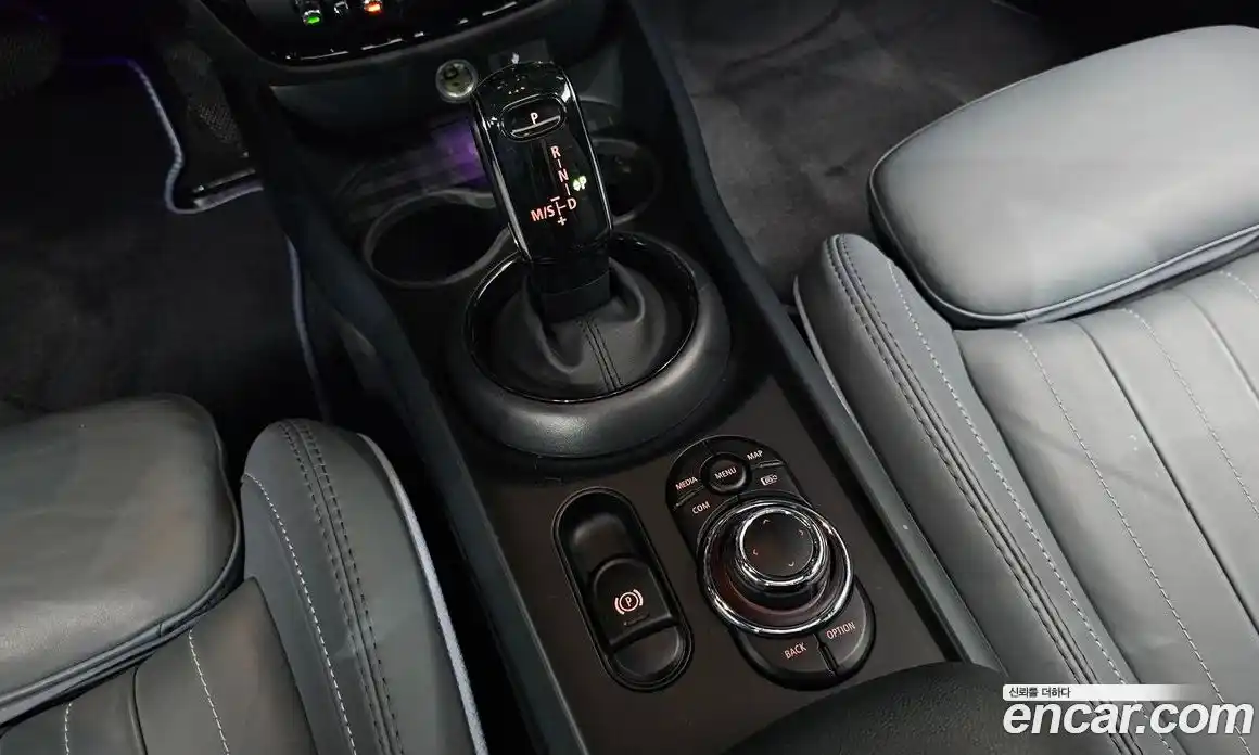 Mini Clubman 2022 1.5 гидро в Москве № 1013917, фото 9