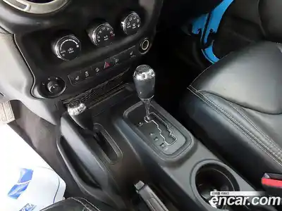 Jeep Wrangler 2017 3.6 гидро в Москве № 1015133, миниатюра 10