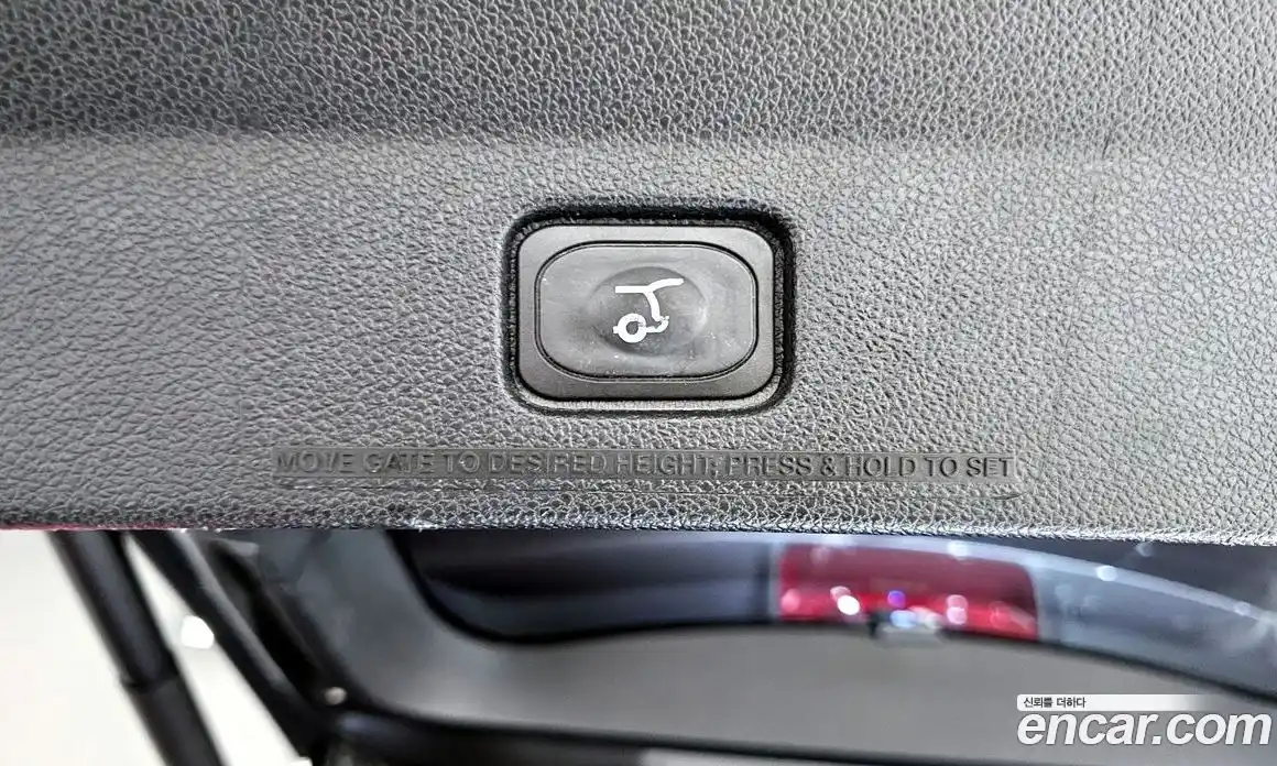 Ford Explorer 2018 2.3 гидро в Москве № 1015533, фото 18