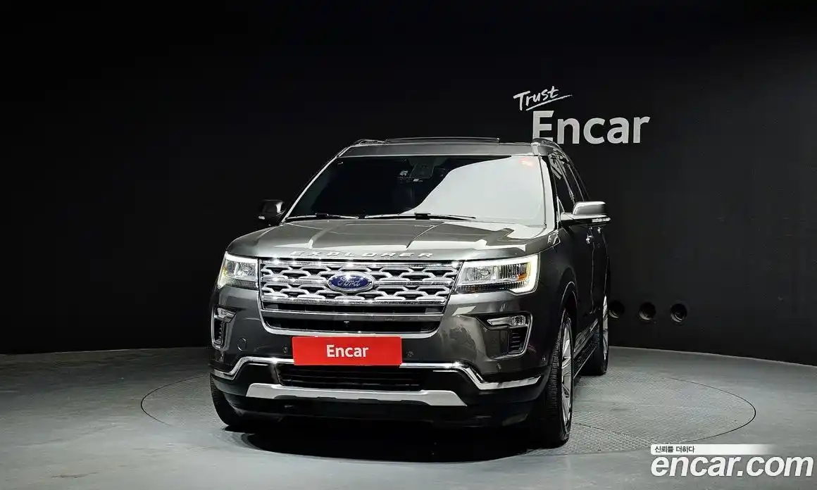 Ford Explorer 2018 2.3 гидро в Москве № 1015533, фото 3
