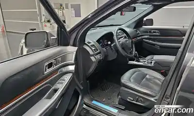 Ford Explorer 2018 2.3 гидро в Москве № 1015533, миниатюра 10