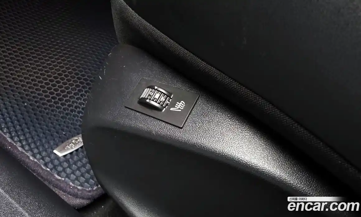 Peugeot 2008 2015 1.6 гидро в Москве № 1015853, фото 17