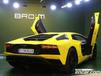 Lamborghini Aventador 2018 6.5 гидро в Москве № 1015965, миниатюра 5