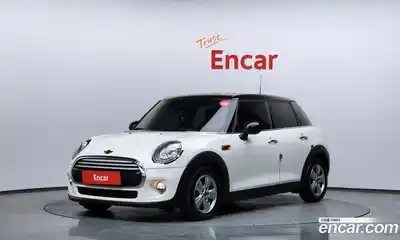 Mini Cooper, 2015