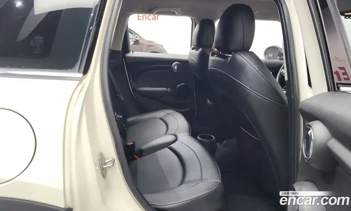 Mini Cooper 2015 1.5 гидро в Москве № 139049, фото 12