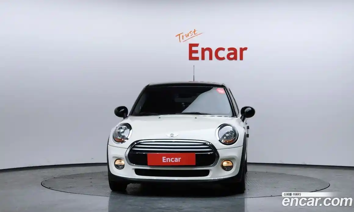 Mini Cooper 2015 1.5 гидро в Москве № 139049, фото 3