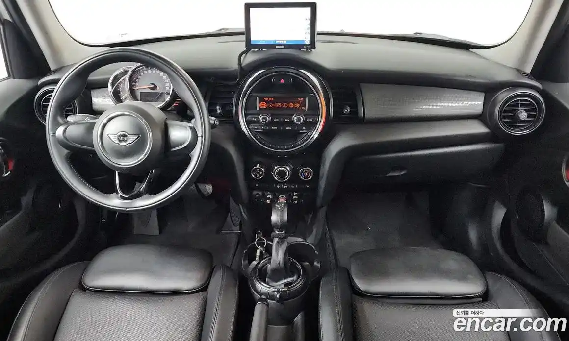Mini Cooper 2015 1.5 гидро в Москве № 139049, фото 7