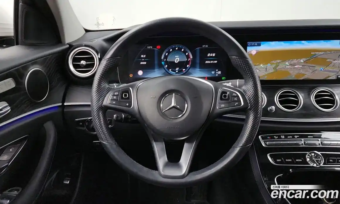 Mercedes-Benz E-Class 2016 2.0 гидро в Москве № 143065, фото 13