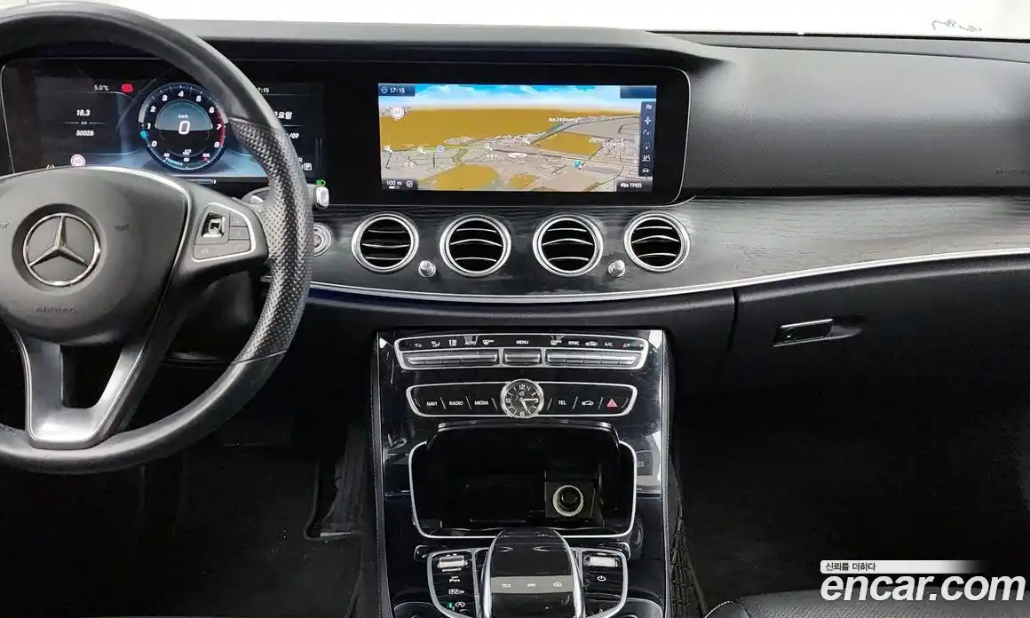 Mercedes-Benz E-Class 2016 2.0 гидро в Москве № 143065, фото 14