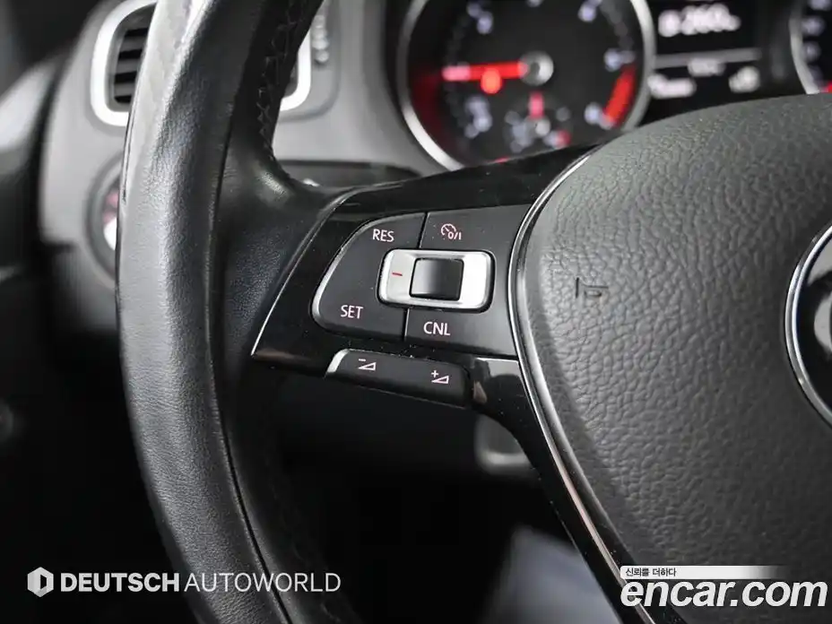Volkswagen Polo 2015 1.4 гидро в Москве № 146989, фото 17