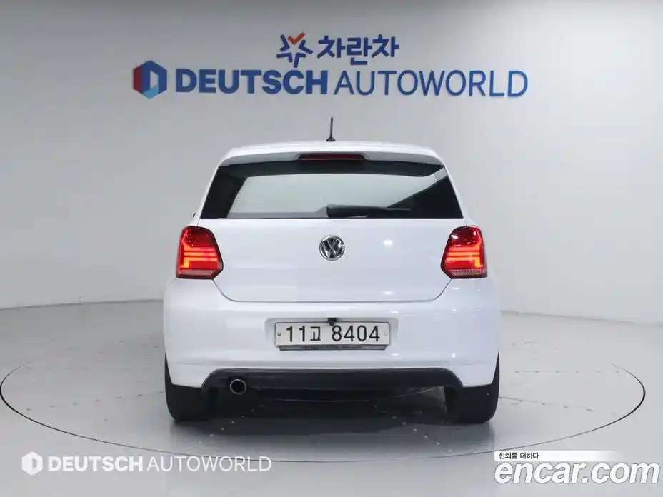 Volkswagen Polo 2015 1.4 гидро в Москве № 146989, фото 4