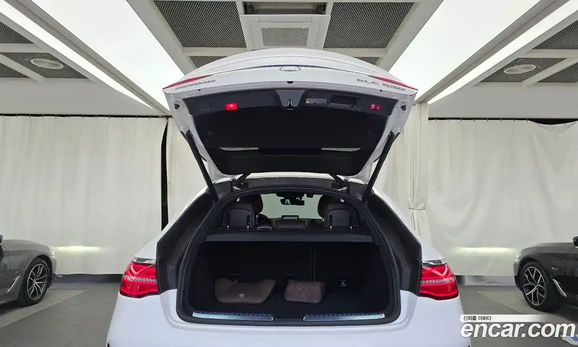 Mercedes-Benz GLE-Class 2019 5.5 Автомат в Москве № 150797, фото 20