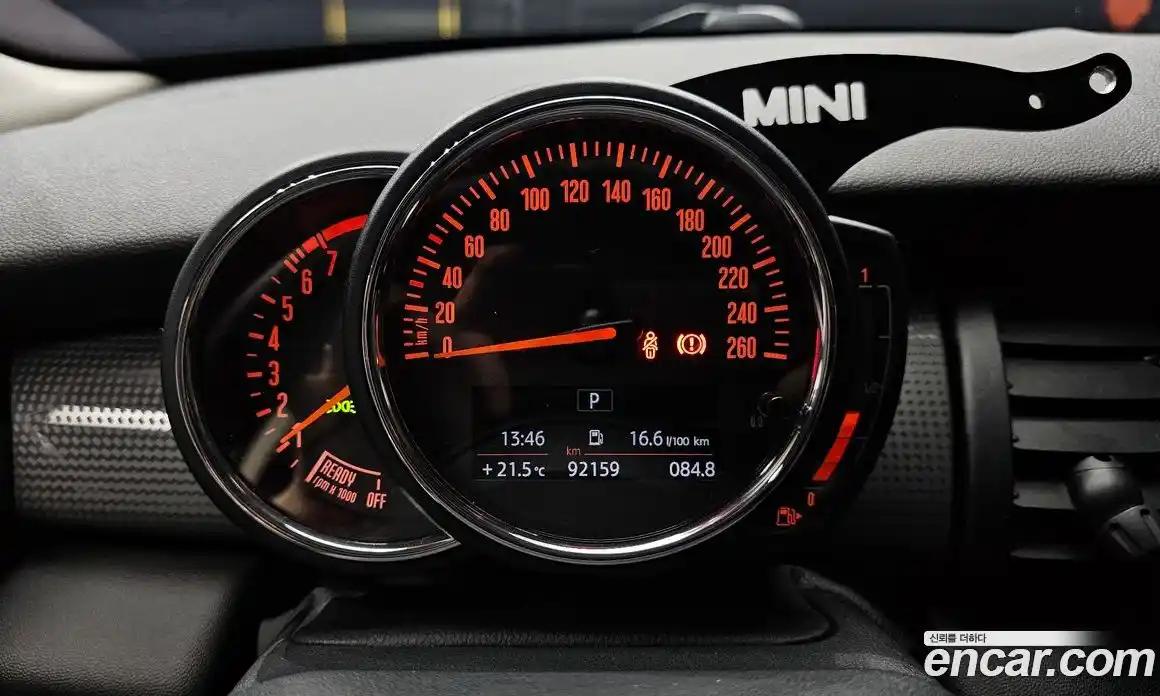 Mini Cooper 2018 1.5 гидро в Москве № 152260, фото 8