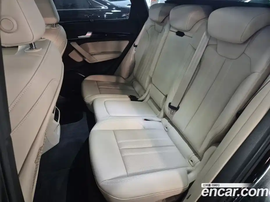 Audi Q5 2024 2.0 гидро в Москве № 155240, фото 11