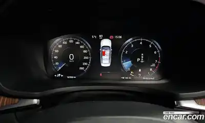Volvo S60 2022 2.0 гидро в Москве № 164394, миниатюра 8
