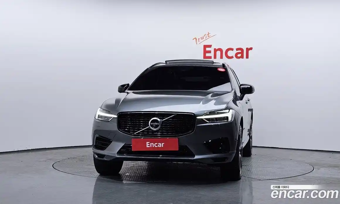 Volvo XC60 2020 2.0 гидро в Москве № 164398, фото 3