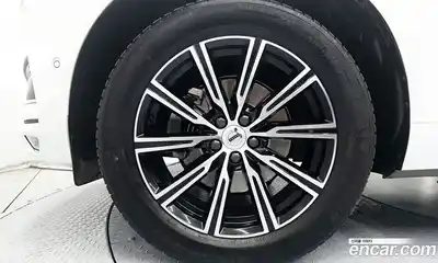 Volvo XC60 2021 2.0 гидро в Москве № 164769, миниатюра 5