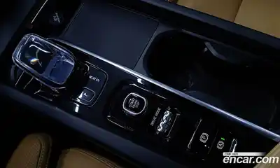 Volvo XC60 2021 2.0 гидро в Москве № 164769, миниатюра 9