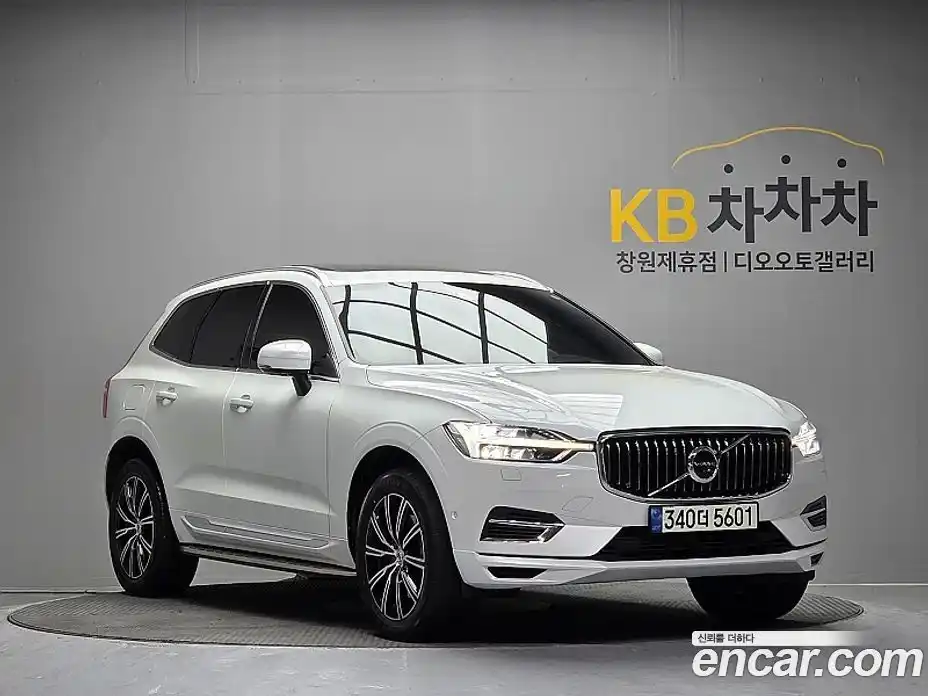 Volvo XC60 2021 2.0 гидро в Москве № 164810, фото 5