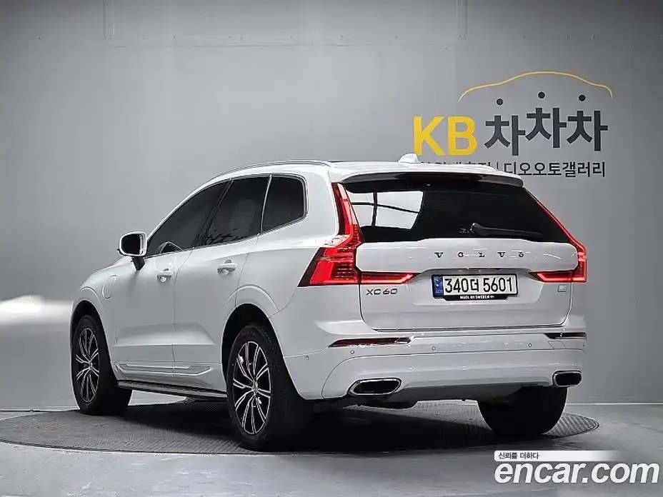 Volvo XC60 2021 2.0 гидро в Москве № 164810, фото 6