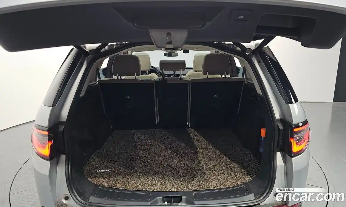 Land Rover Discovery Sport 2022 2.0 гидро в Москве № 166071, фото 20